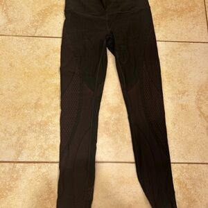Lululemon Black and Pink Contour Leggings